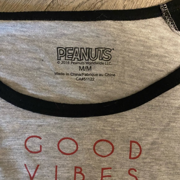 Snoopy good vibes shirt - Picture 2 of 3